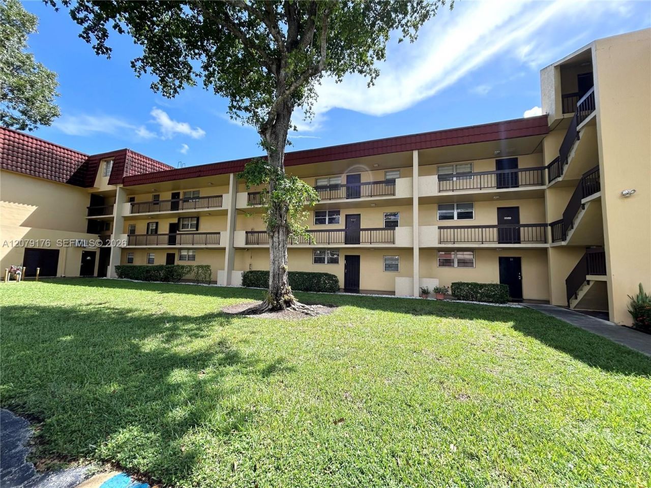3253 Foxcroft Rd , Unit G110, Miramar, FL 33025 Photo