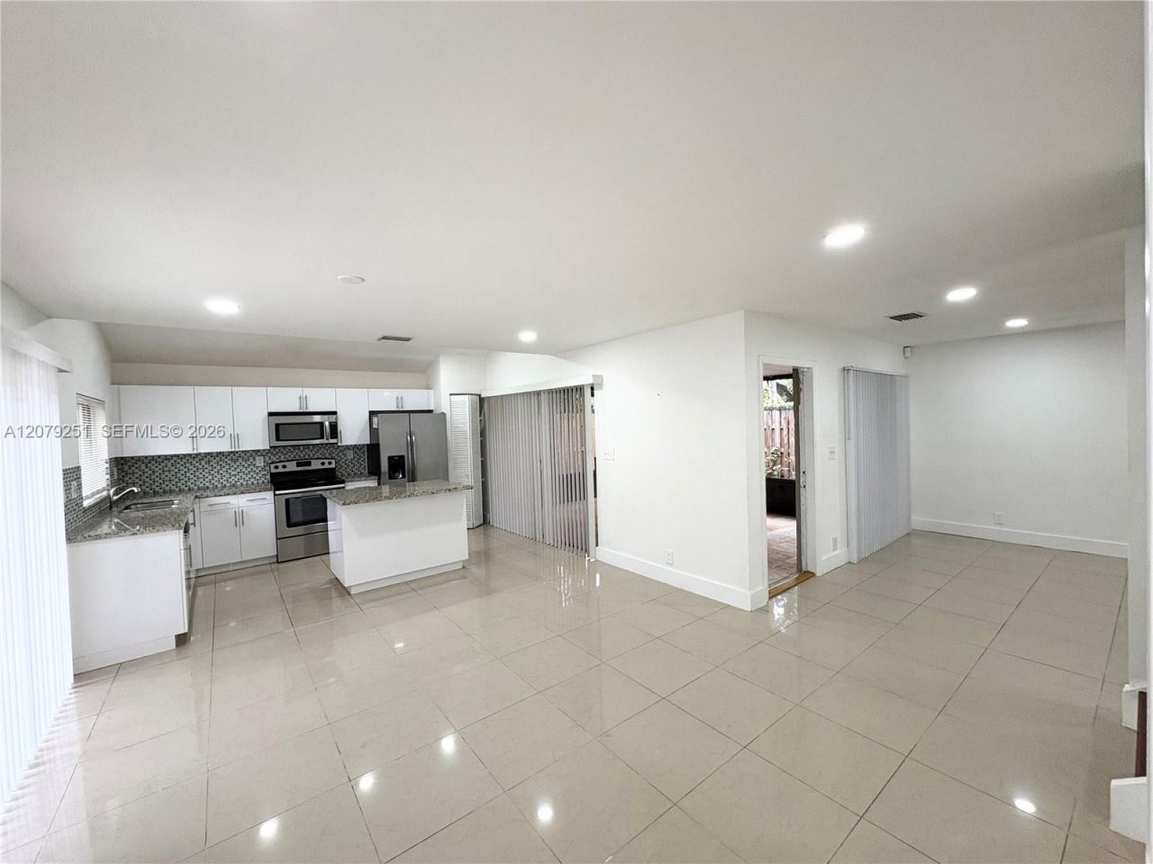 720 NW 132nd Ter, Plantation, FL 33325 Photo