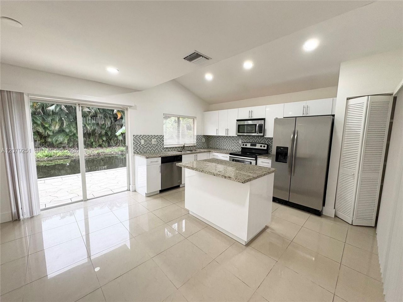 720 NW 132nd Ter, Plantation, FL 33325 Photo