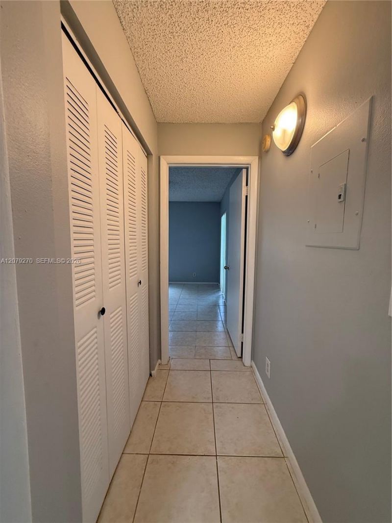 9999 Summerbreeze Dr , Unit 119, Sunrise, FL 33322 Photo