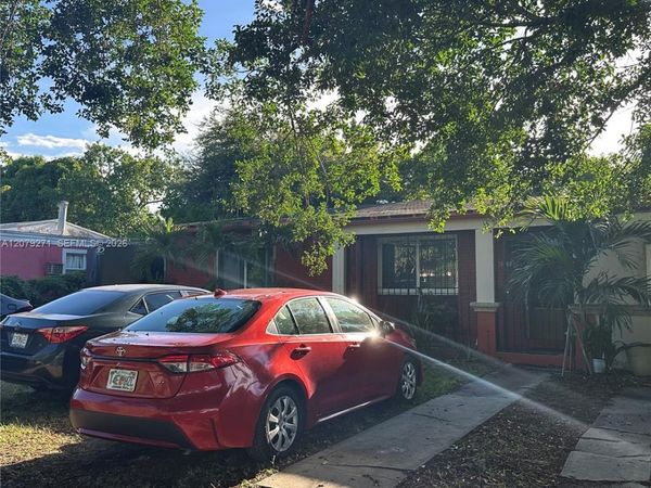14330 NW 11th Ct , Miami, FL 33168