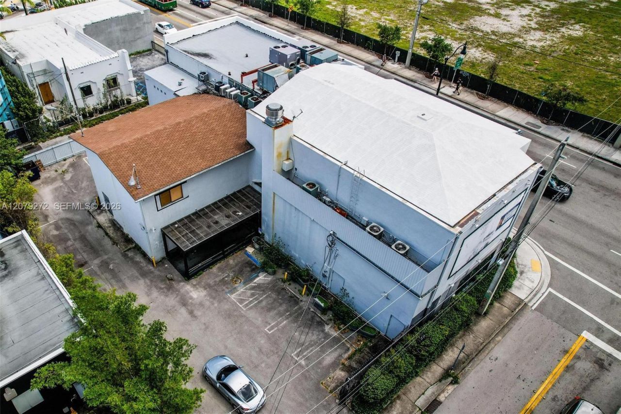 175 NE 36th St , Miami, FL 33137 Photo