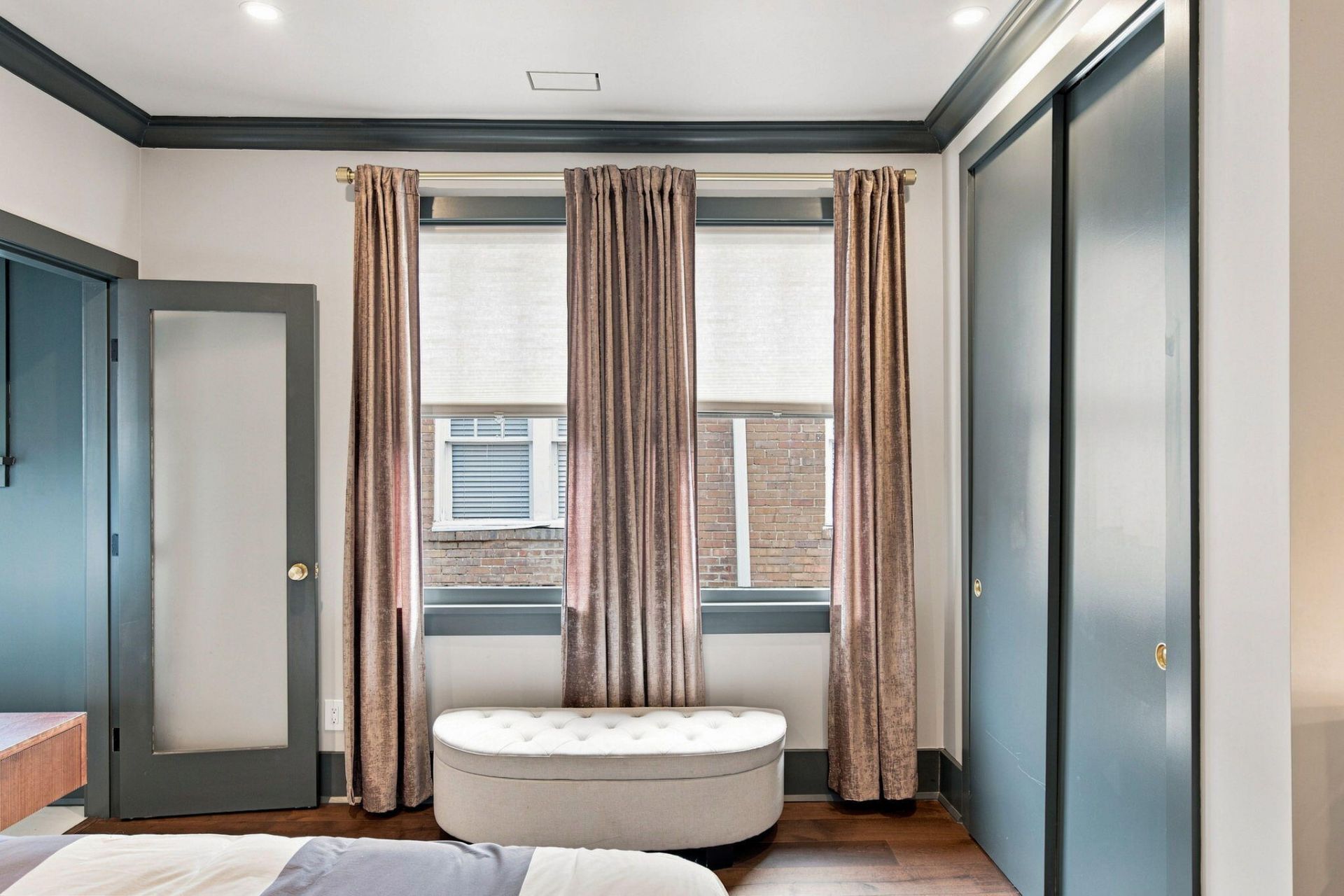 58 Laurens Street Photo 39