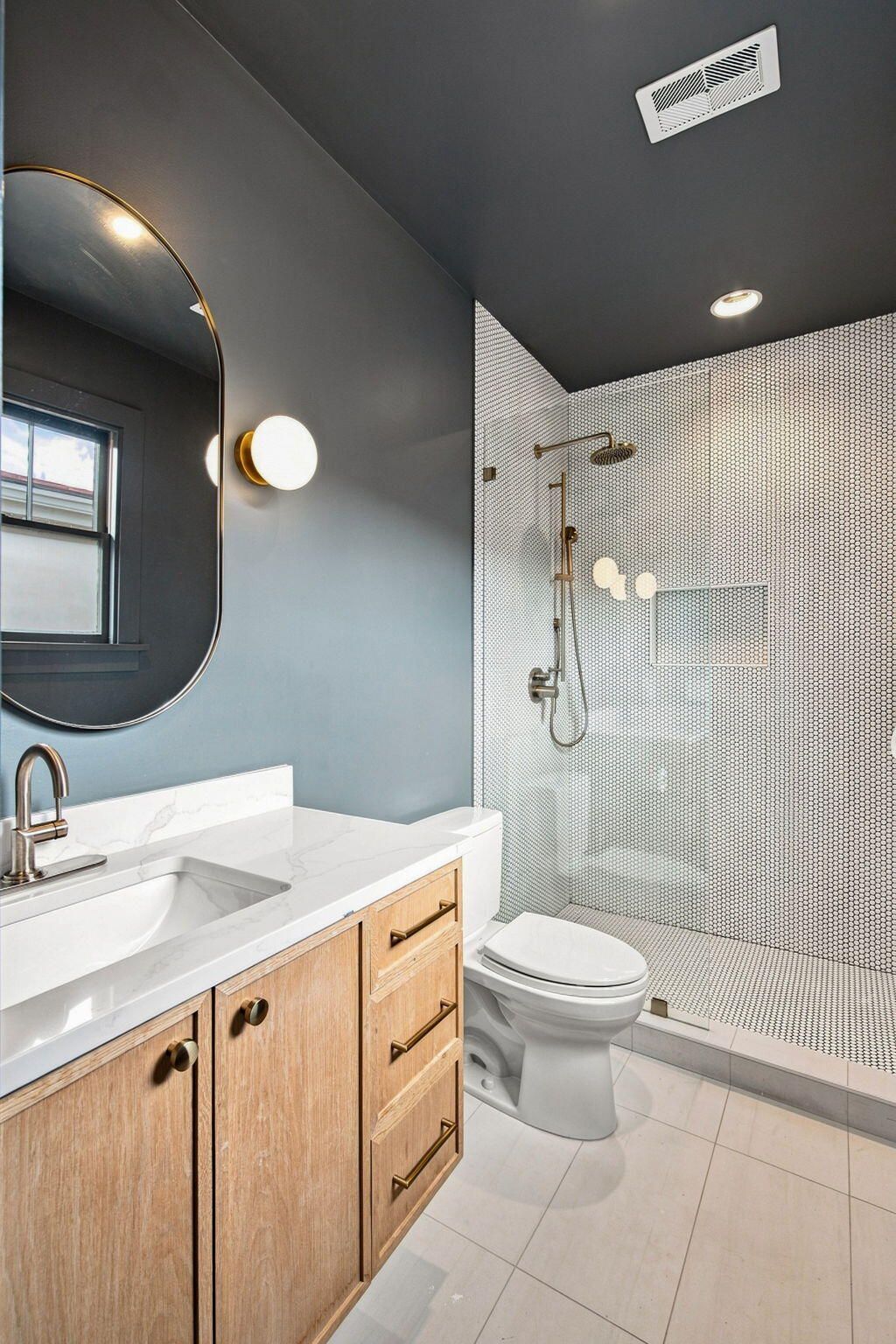 58 Laurens Street Photo 40