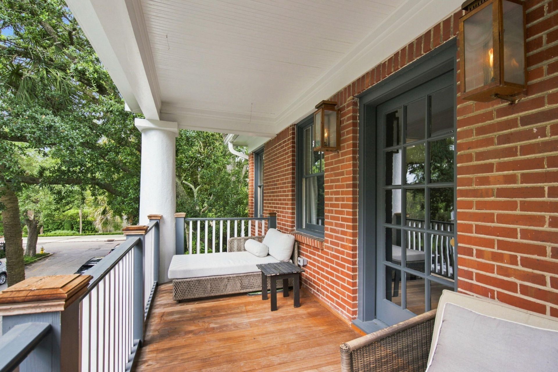 58 Laurens Street Photo 47