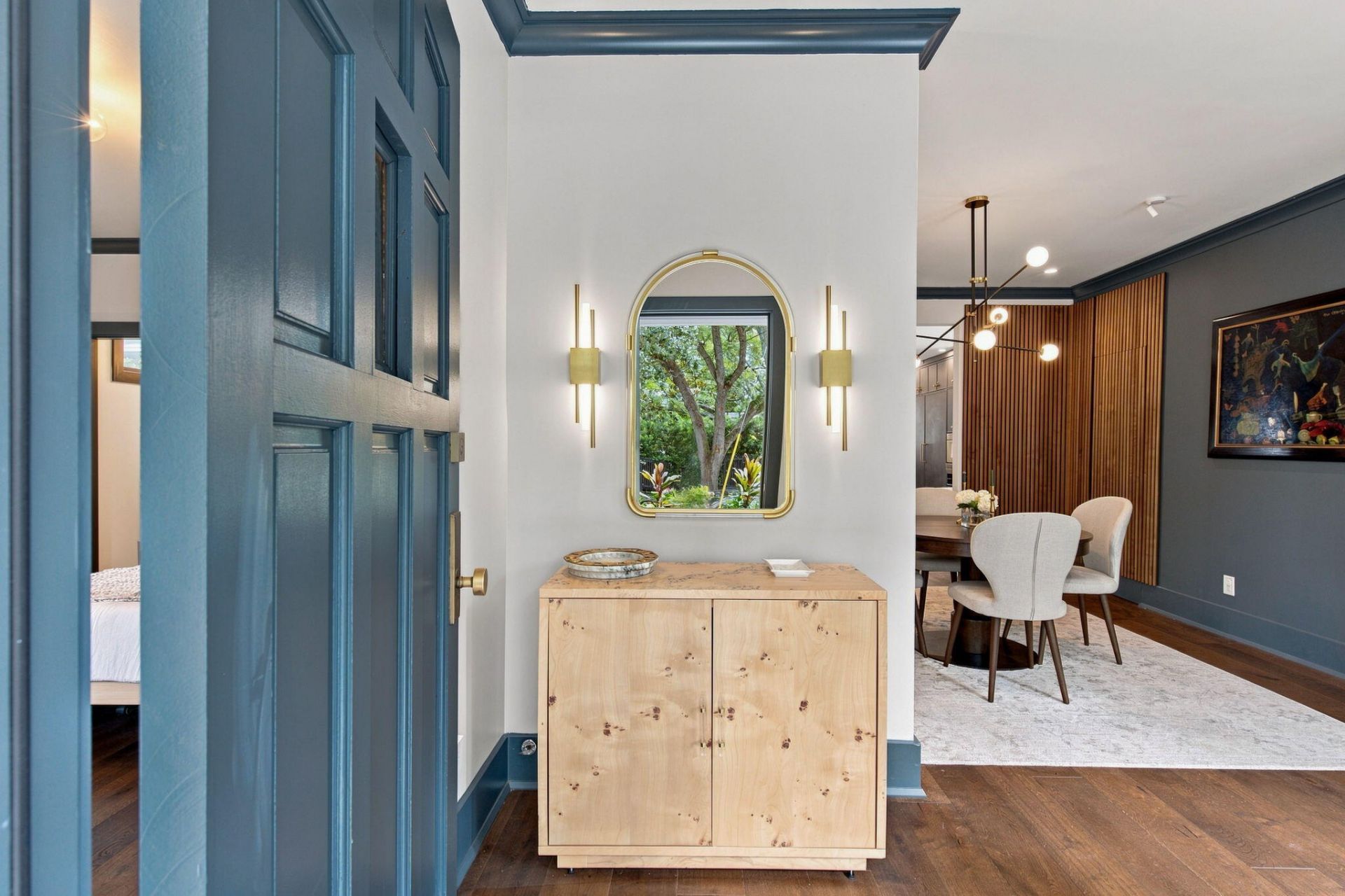 58 Laurens Street Photo 5