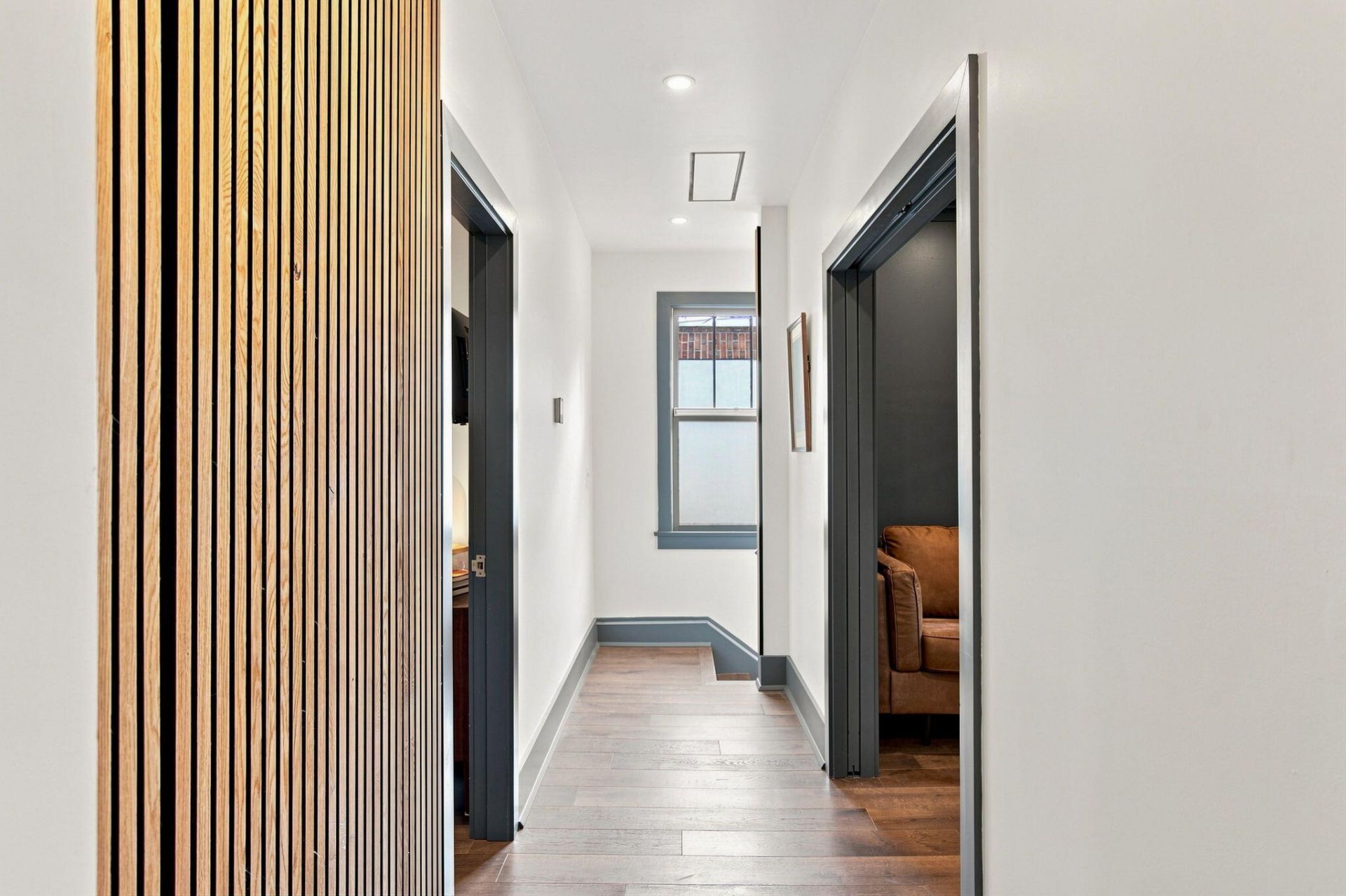 58 Laurens Street Photo 50