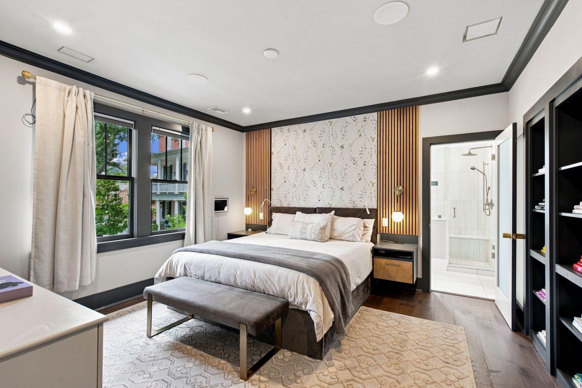 58 Laurens Street Photo 54