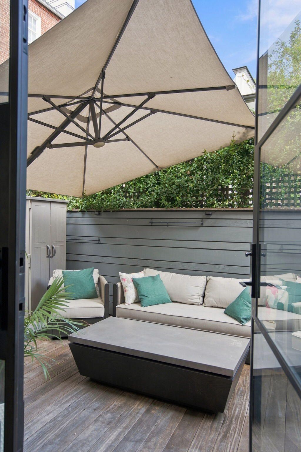 58 Laurens Street Photo 67