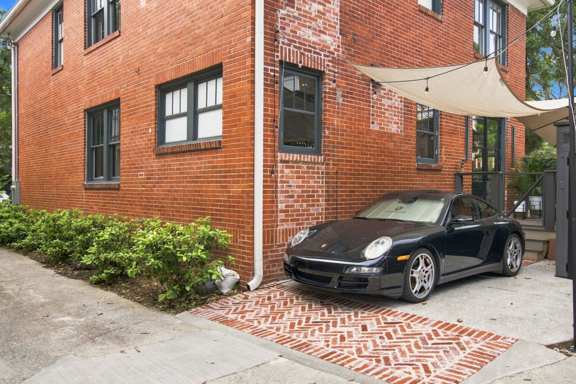 58 Laurens Street Photo 70