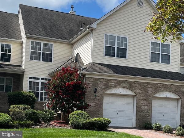 7 SHELLEY CIRCLE , HIGHTSTOWN, NJ 08520