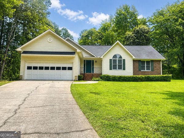 170 Thistledown Place, Mount Airy, GA 30563