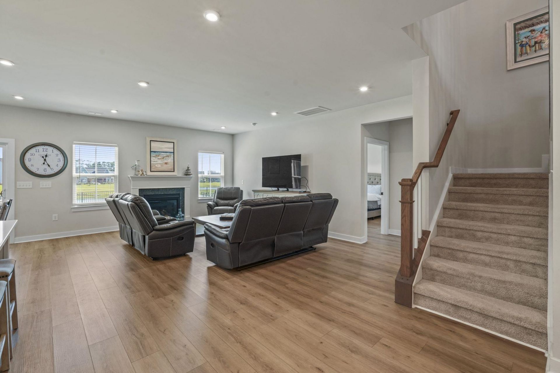 2364 Vera Way  Photo 10