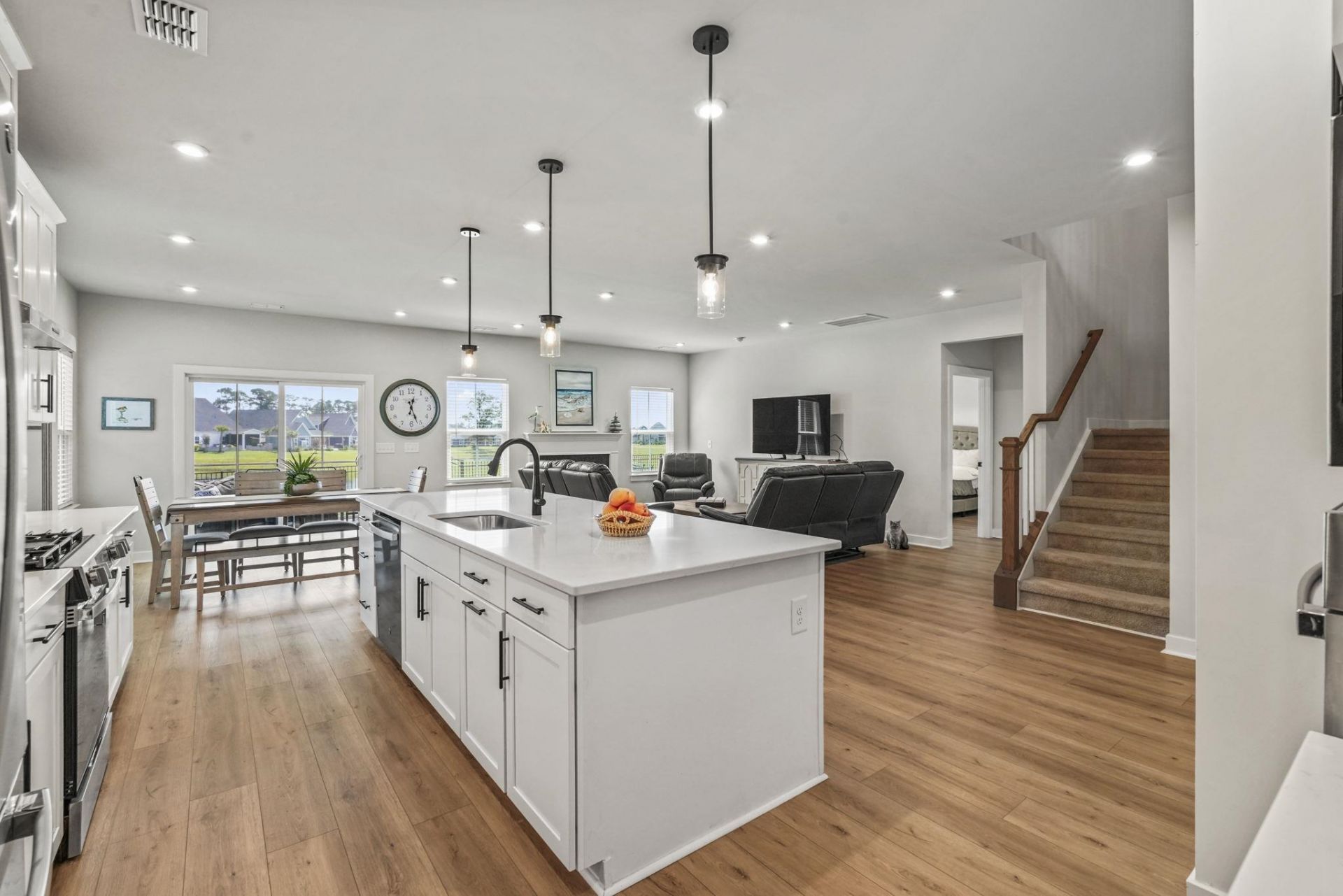 2364 Vera Way  Photo 15