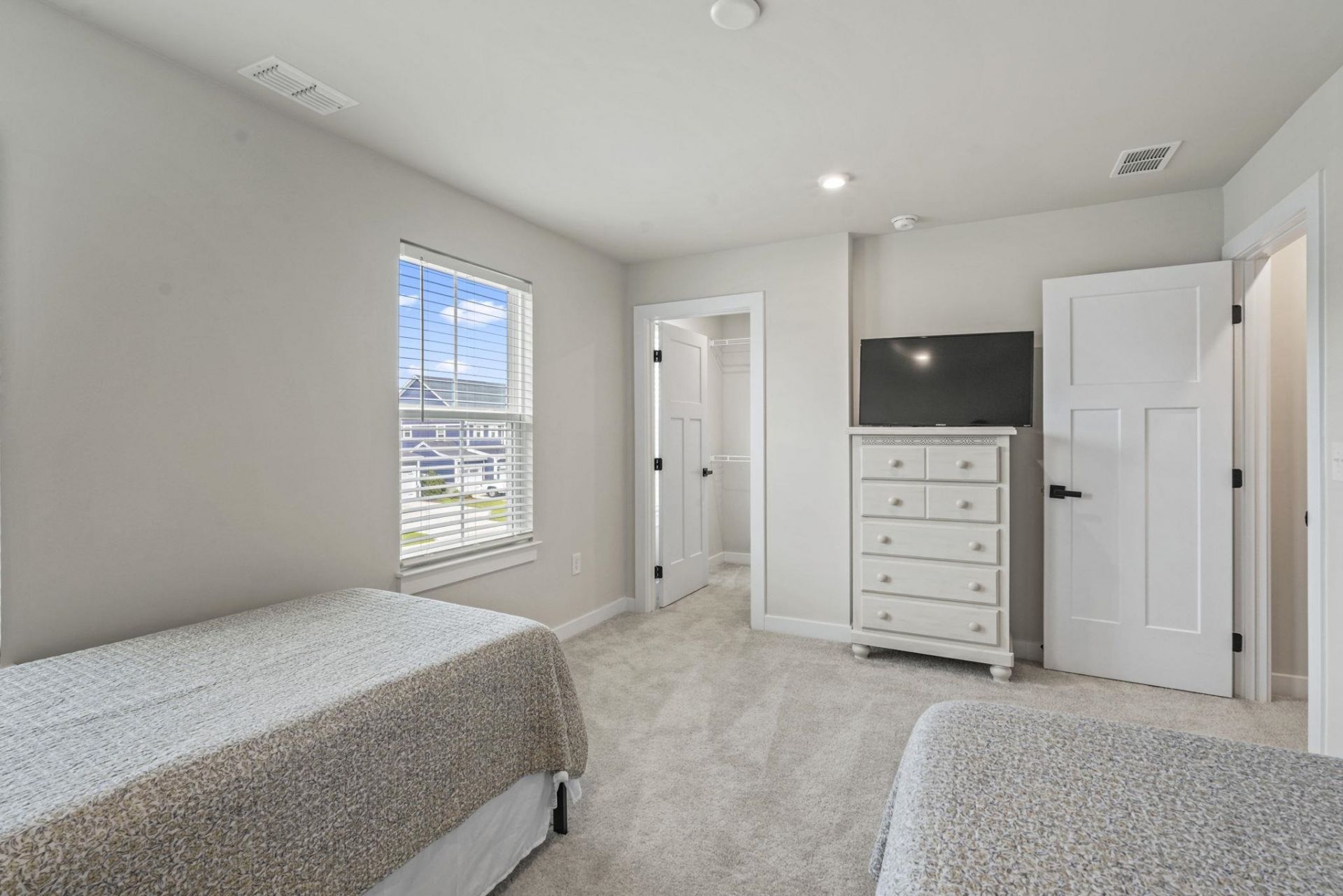 2364 Vera Way  Photo 36