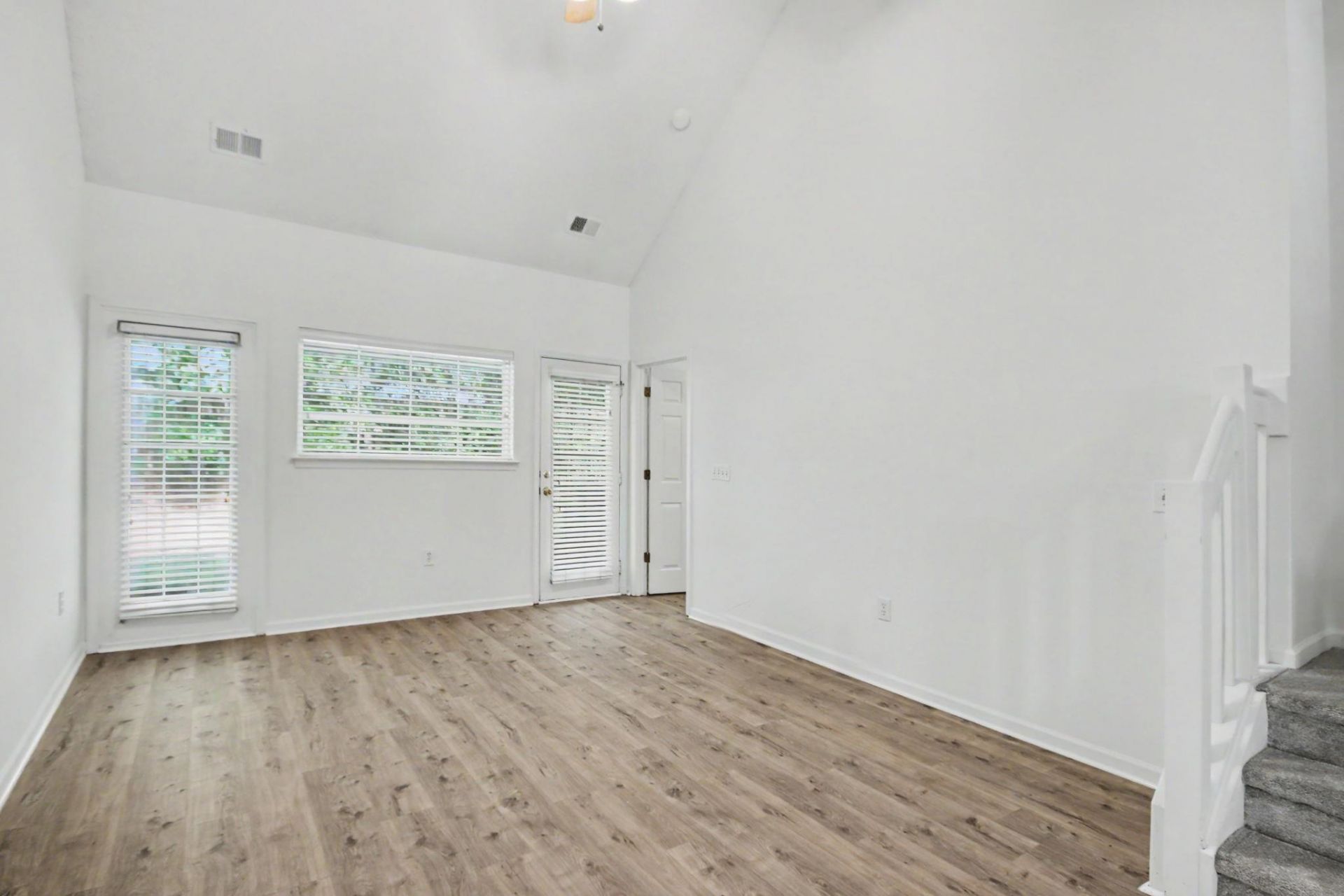 314 Red Rose Blvd.  Photo 13