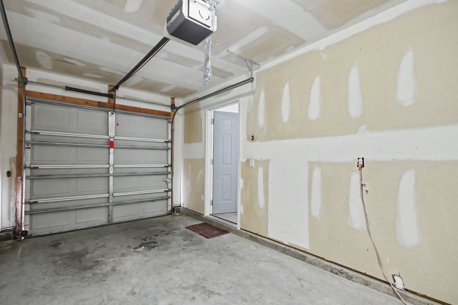 314 Red Rose Blvd.  Photo 34