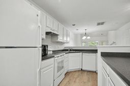 314 Red Rose Blvd.  photo 4