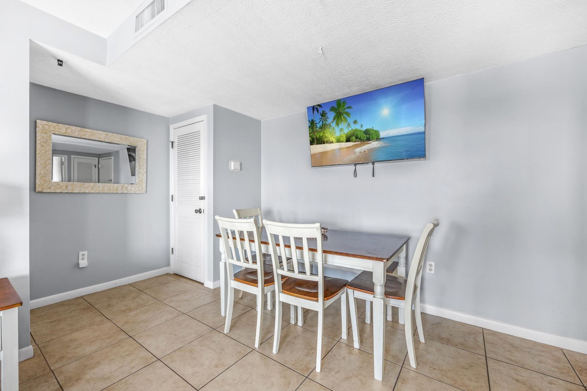 5905 S Kings Hwy. Photo 11