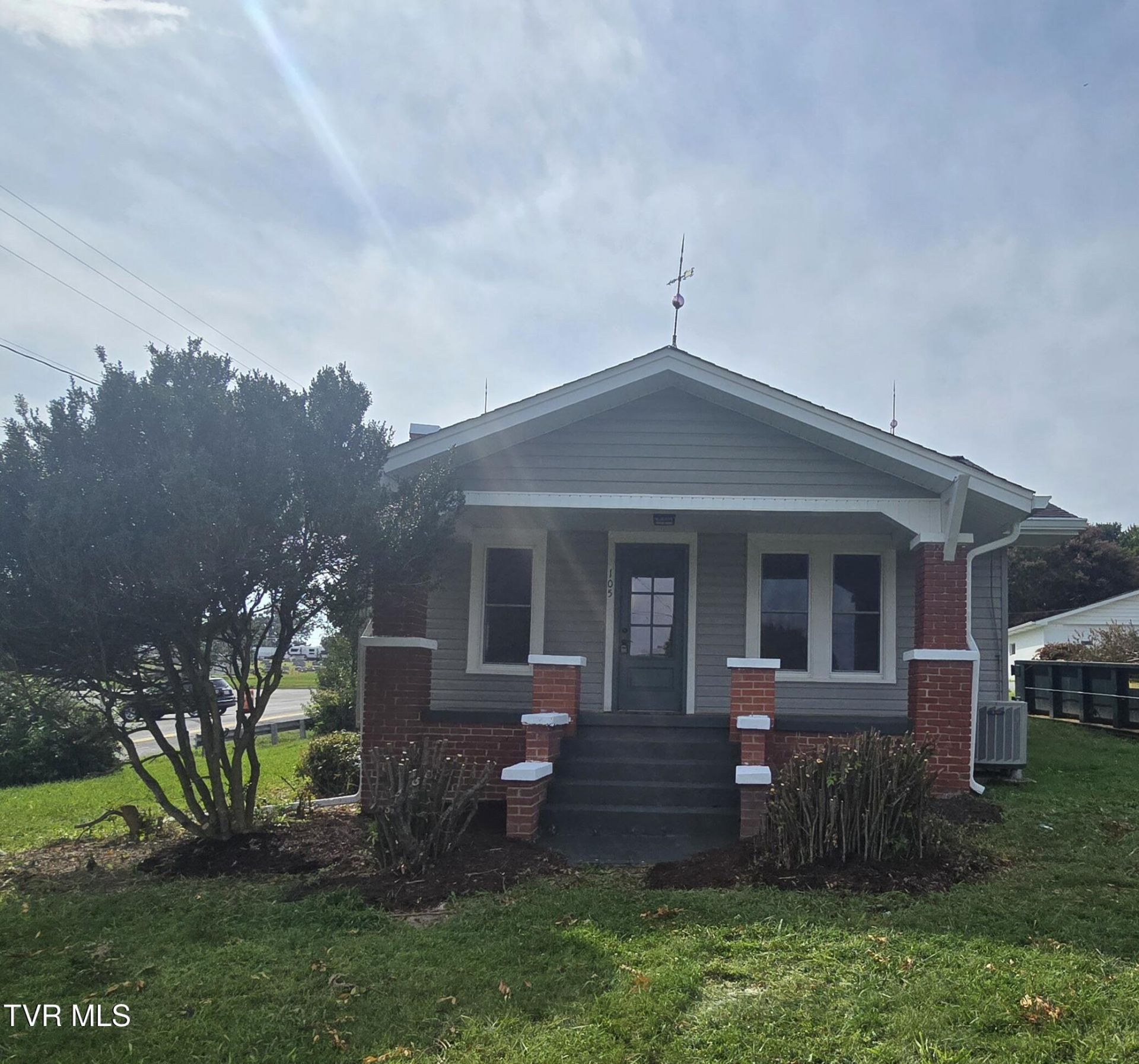 105 Grove Street, Gray, TN 37615 Main Photo