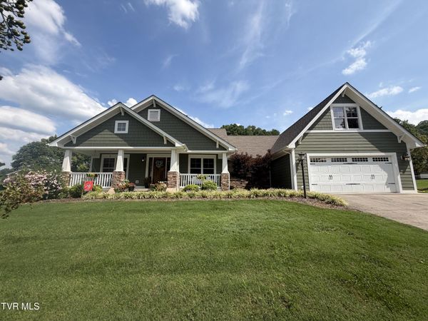 612 Carter Boulevard, Elizabethton, TN 37643
