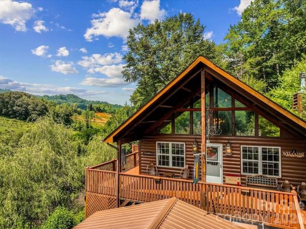 49 Pinnacle Road , Burnsville, NC 28714