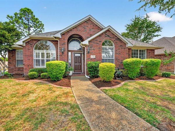 4224 Arbor Creek Drive, Carrollton, TX 75010