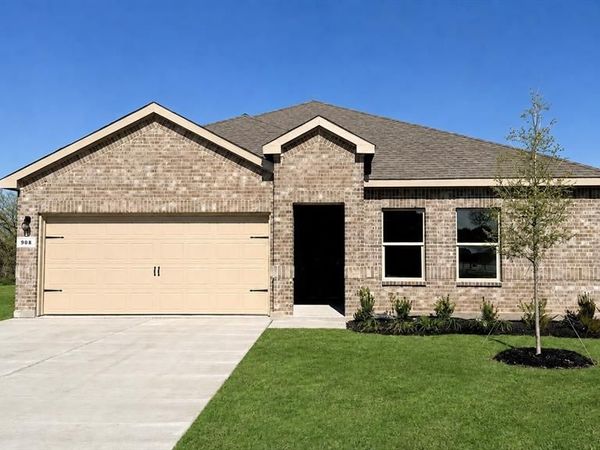 908 PARKVISTA Drive, Cleburne, TX 76031