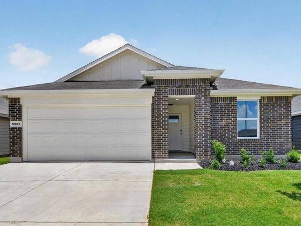 119 MACH Way, Mineral Wells, TX 76067
