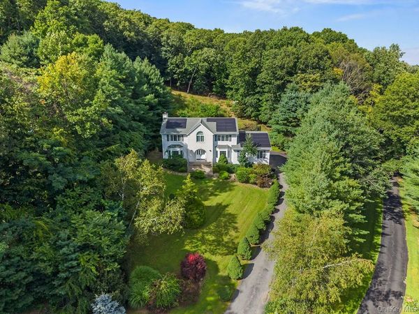 15 Parkside Court , Pomona, NY 10970