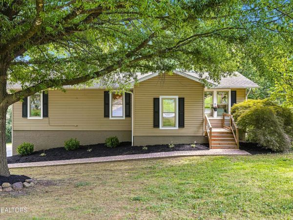 120 Cogdill Rd, Knoxville, TN 37922