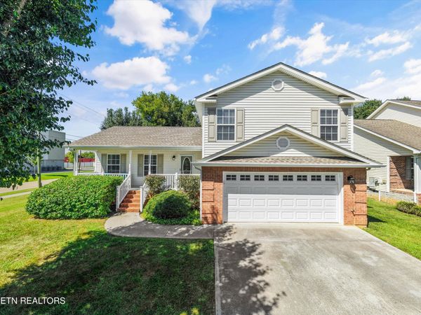3301 Franklin Creek Lane, Knoxville, TN 37931