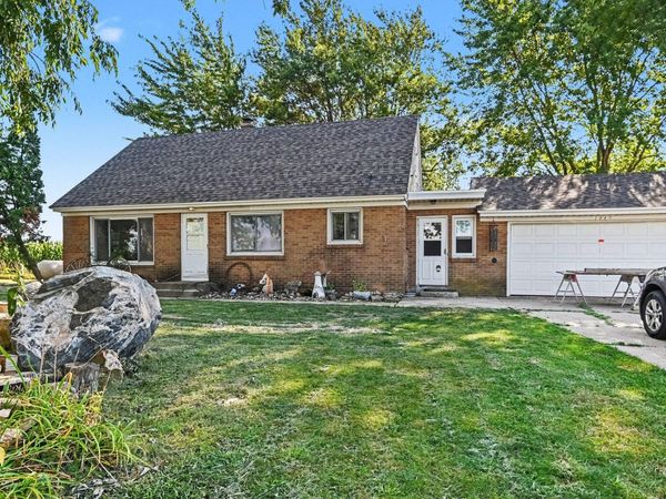 3880 Lincoln Road, Holland, MI 49423