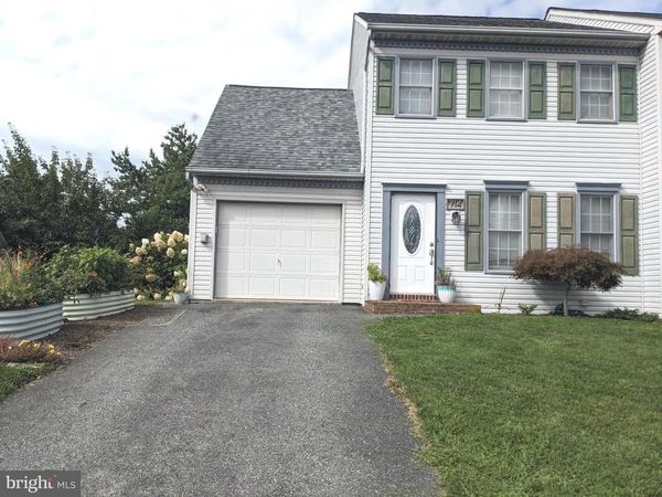 714 FIELDSTONE LANE, ELIZABETHTOWN, PA 17022