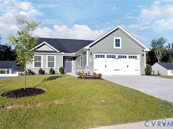 200 Franklins Tower Bend , Williamsburg, VA 23185