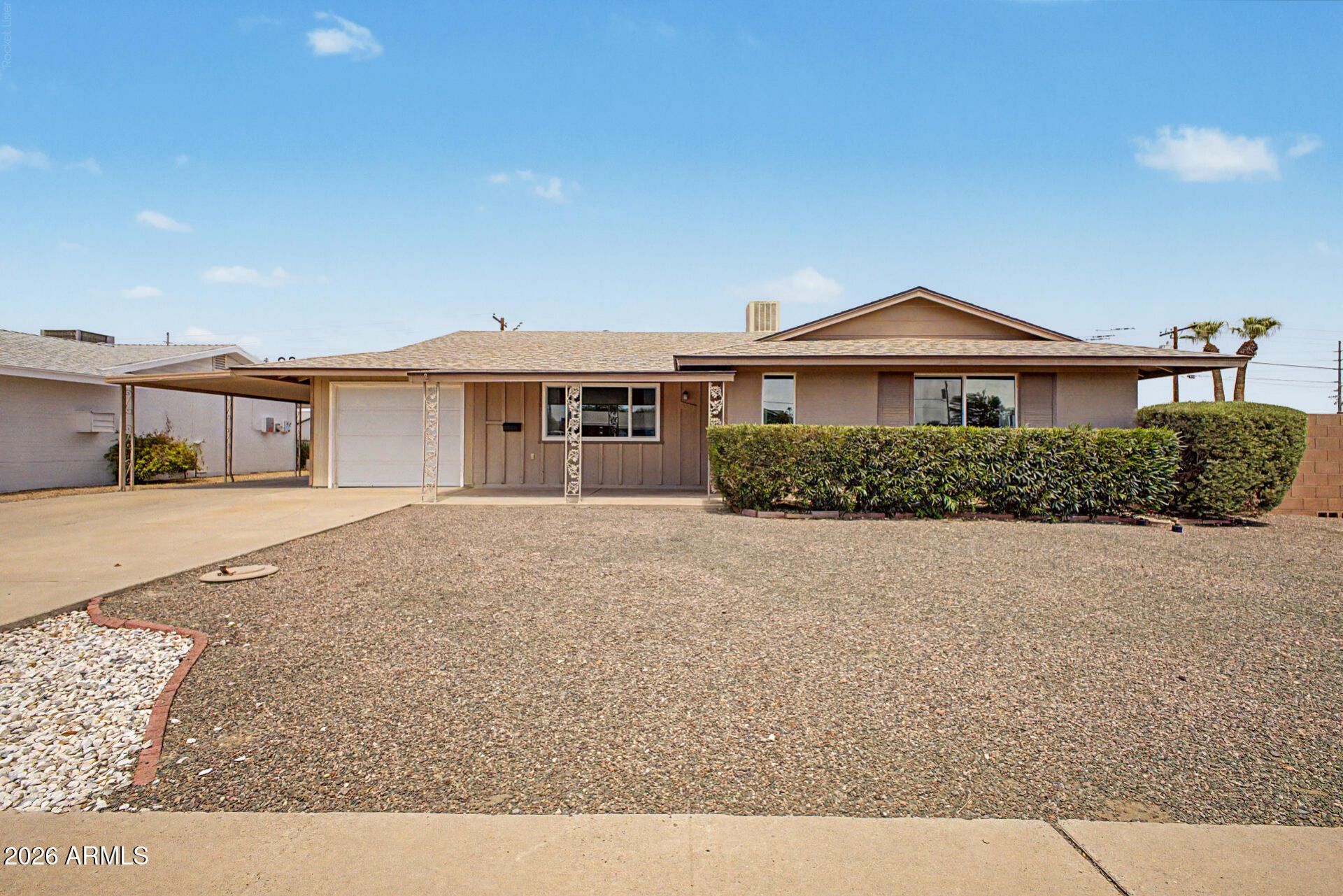 10002 W DESERT HILLS Drive, Sun City, AZ 85351