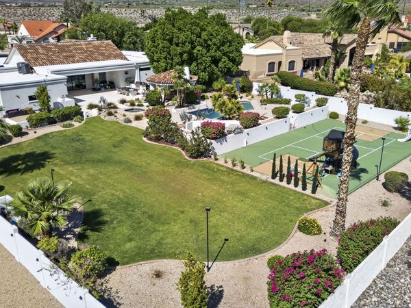 10541 E WINDROSE Drive, Scottsdale, AZ 85259