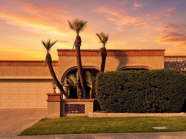 8076 E VIA DEL ARBOR, Scottsdale, AZ 85258