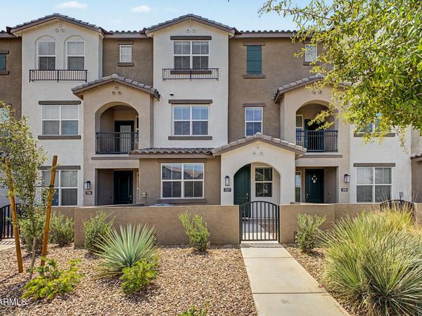 1255 N ARIZONA Avenue, Unit 1227, Chandler, AZ 85225