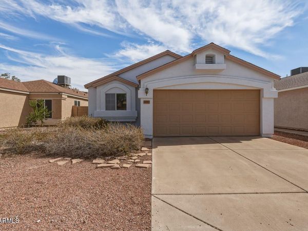 4053 W Villa Linda Drive, Glendale, AZ 85310