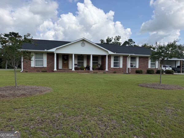 438 W Oglethorpe Avenue, Lyons, GA 30436