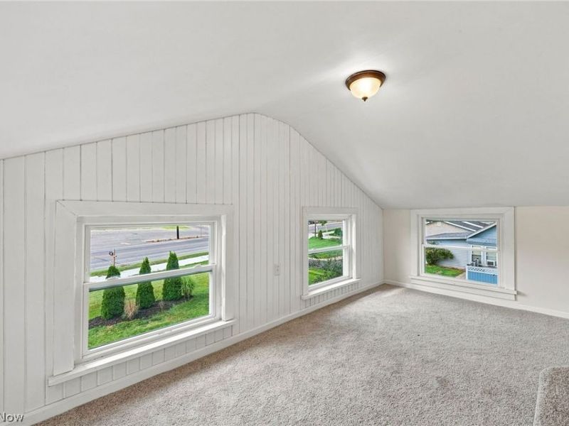 4651 E Lake Road, Sheffield Lake, OH 44054 Photo 28