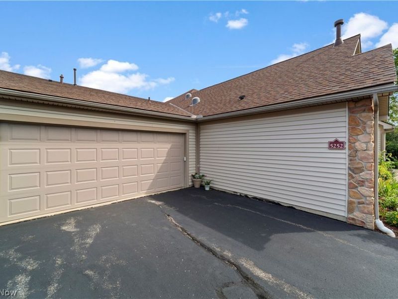 5252 Redford Drive, Brunswick, OH 44212 Photo 32