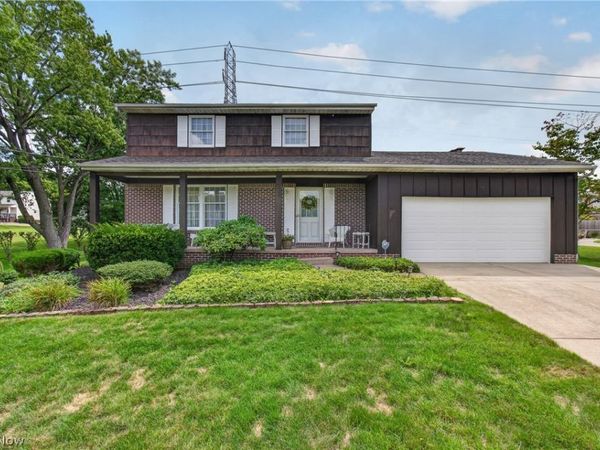 1030 48th Street NW, Canton, OH 44709