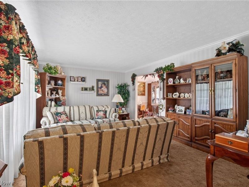 1030 48th Street NW, Canton, OH 44709 Photo 4
