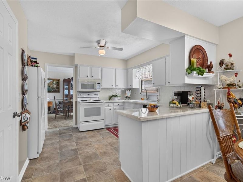 1030 48th Street NW, Canton, OH 44709 Photo 9