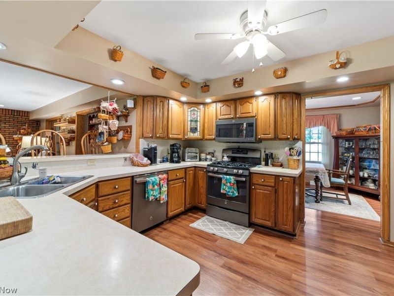 42479 Adelbert Street, Elyria, OH 44035 Photo 11