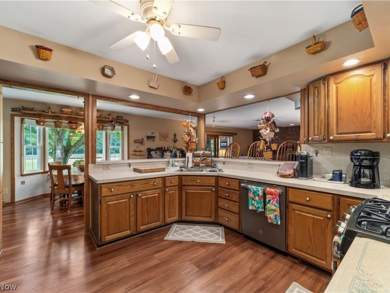 42479 Adelbert Street, Elyria, OH 44035 Photo 12
