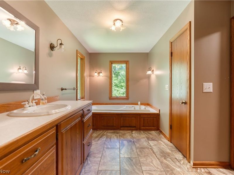 6864 Ore Hill Road SW, Stone Creek, OH 43840 Photo 20