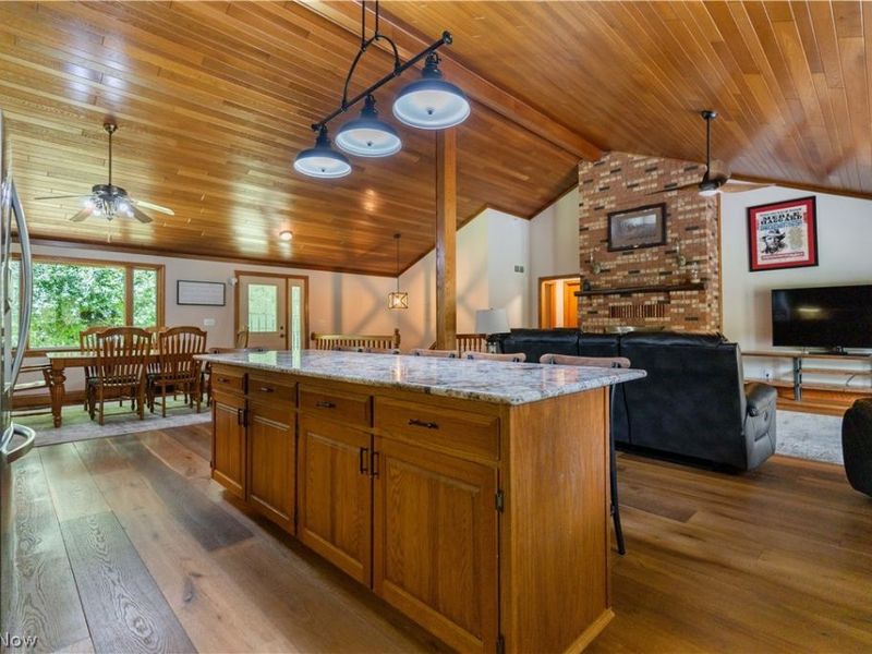 6864 Ore Hill Road SW, Stone Creek, OH 43840 Photo 8